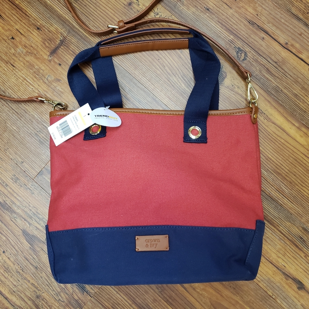 Crown&Ivy Crossbody Handbag catherine mini conv Nwt Red Navy Nautical Boat Beach